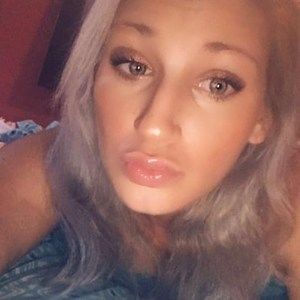 Meet your Posher, Dorisa